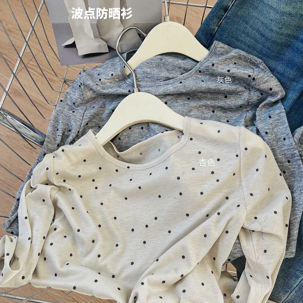 シャツ ドットコーデ 小粒水玉模様の柔らか天竺Tシャツ 